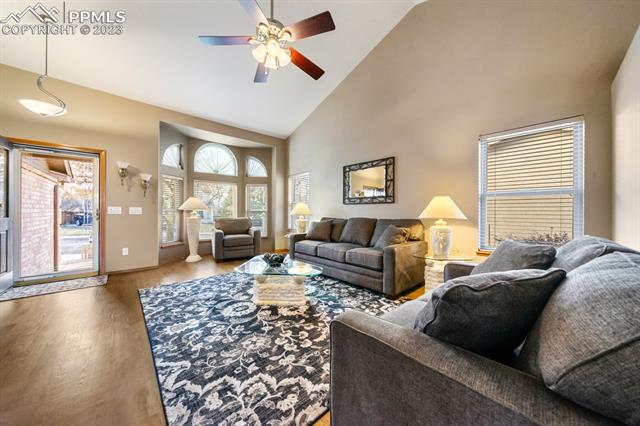 6147 Maroon Mesa Drive