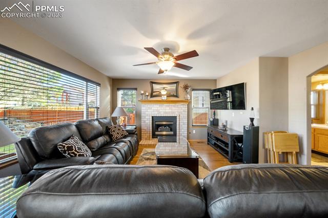 6147 Maroon Mesa Drive