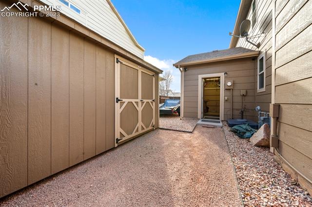 6147 Maroon Mesa Drive