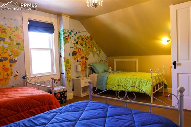 1026 W Colorado Avenue