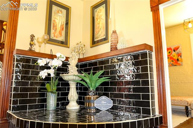 1026 W Colorado Avenue