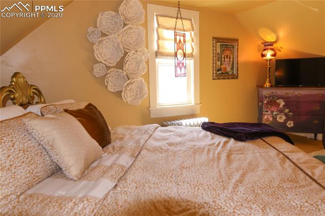 1026 W Colorado Avenue