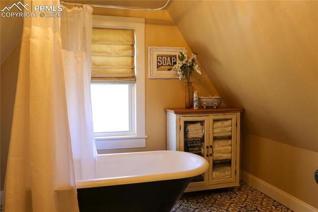 1026 W Colorado Avenue