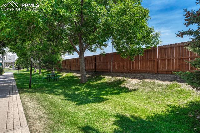 5105 Saddleback Heights