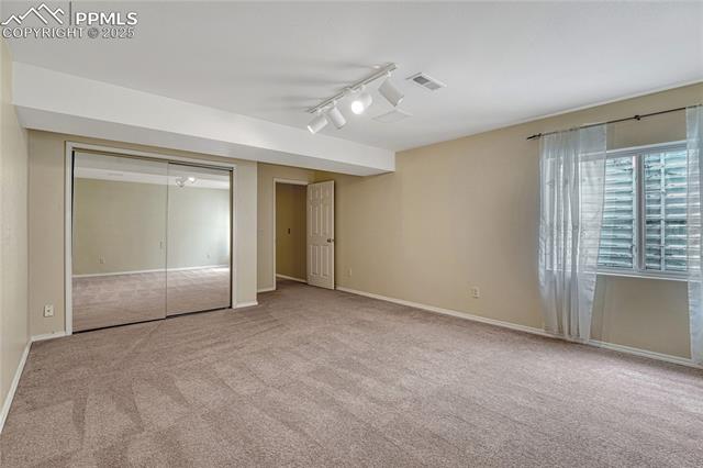 5105 Saddleback Heights