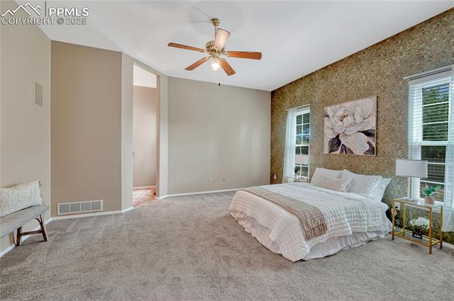 5105 Saddleback Heights