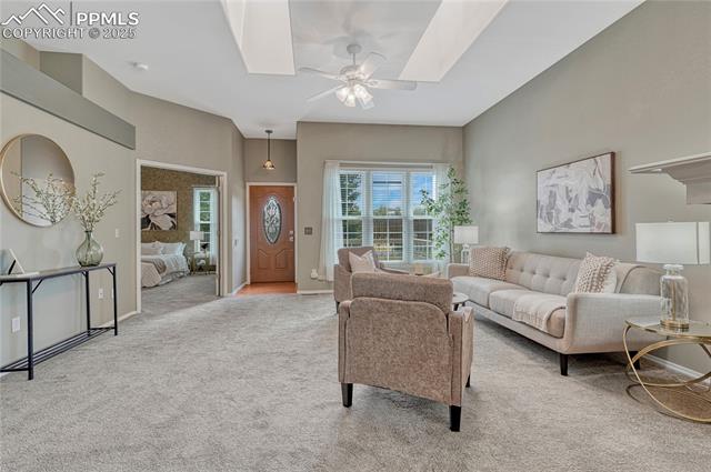 5105 Saddleback Heights