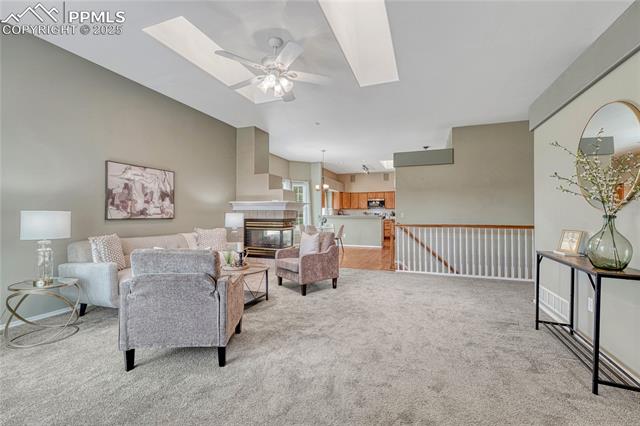 5105 Saddleback Heights