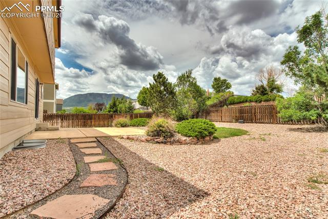 2220 Blizzard Valley Trail