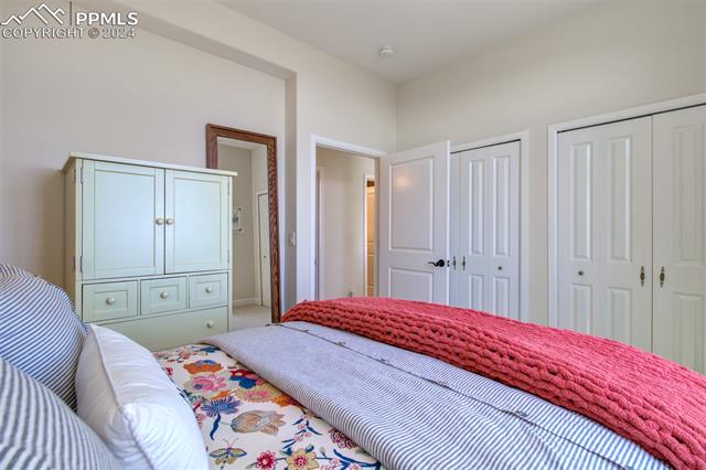 5290 Lower Vista Road