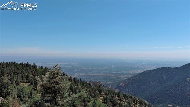 5290 Lower Vista Road