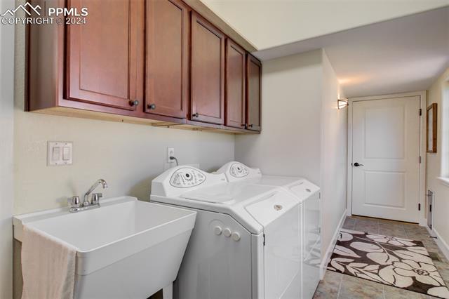 5290 Lower Vista Road