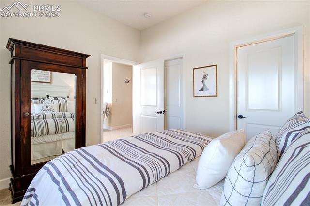 5290 Lower Vista Road