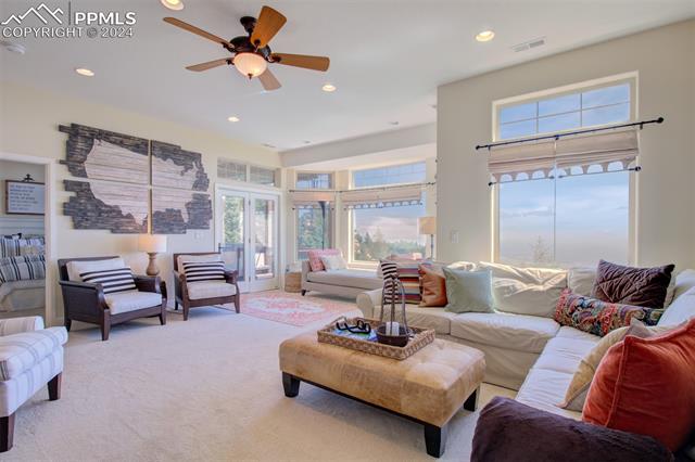 5290 Lower Vista Road