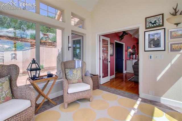 5290 Lower Vista Road