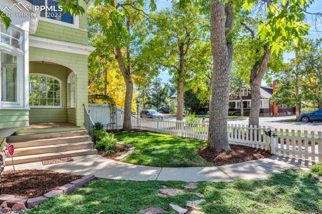 114 E San Miguel Street