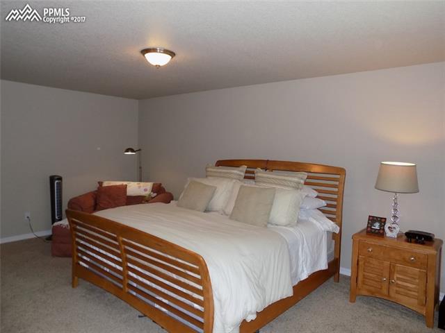 11530 HIBISCUS Lane