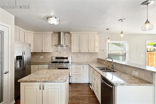 30 N Roosevelt Street