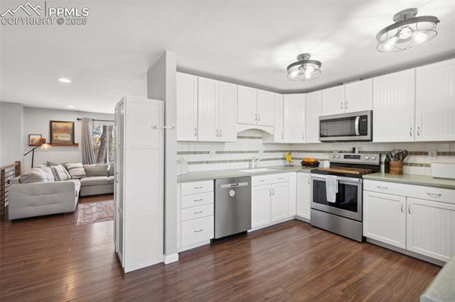 2880 El Capitan Drive