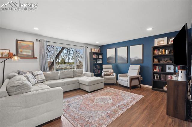 2880 El Capitan Drive