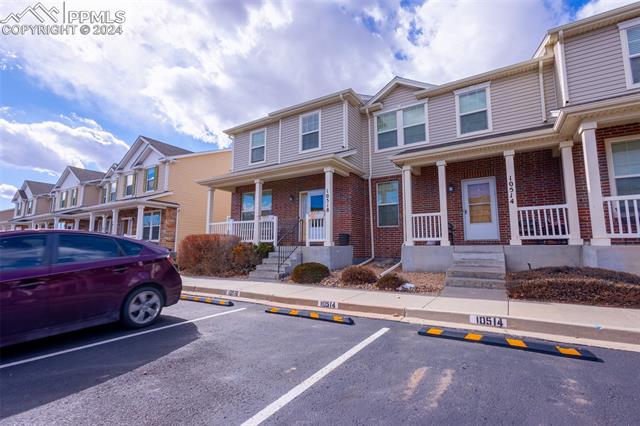 10518 Country Park Point