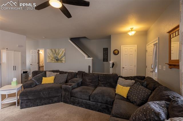 10518 Country Park Point