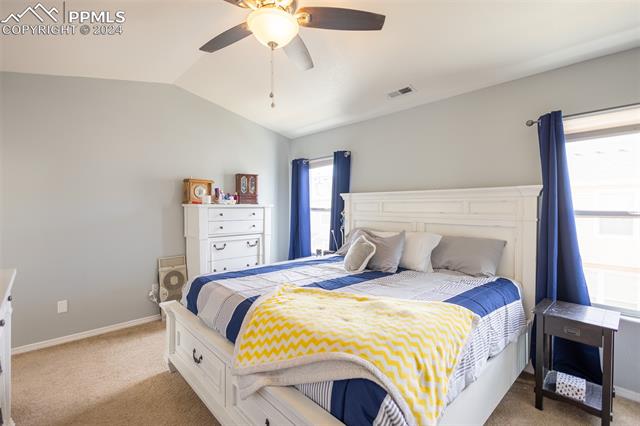 10518 Country Park Point