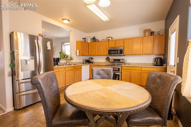 10518 Country Park Point