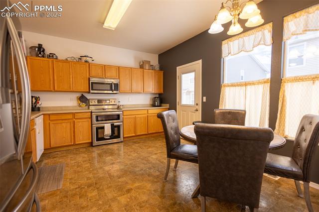 10518 Country Park Point