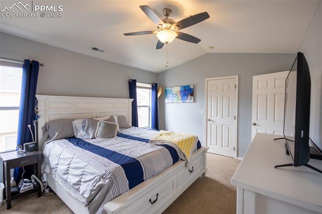 10518 Country Park Point