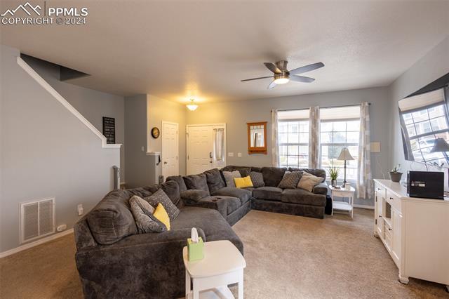 10518 Country Park Point