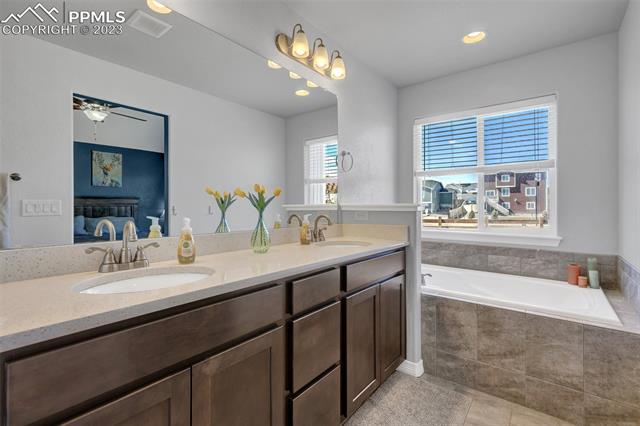 10002 Emerald Vista Drive
