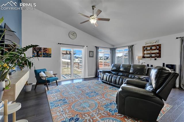 10002 Emerald Vista Drive
