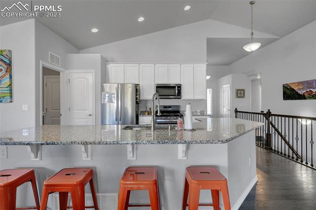 10002 Emerald Vista Drive