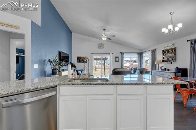 10002 Emerald Vista Drive