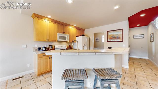 3247 W Pikes Peak Avenue