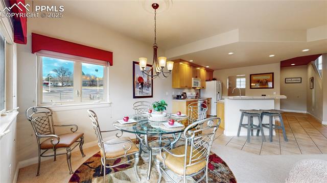 3247 W Pikes Peak Avenue