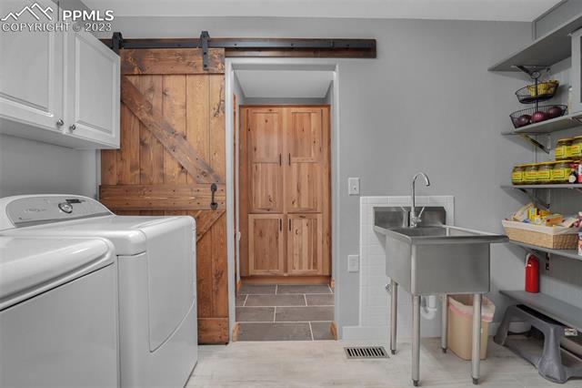 11585 Valle Verde Drive