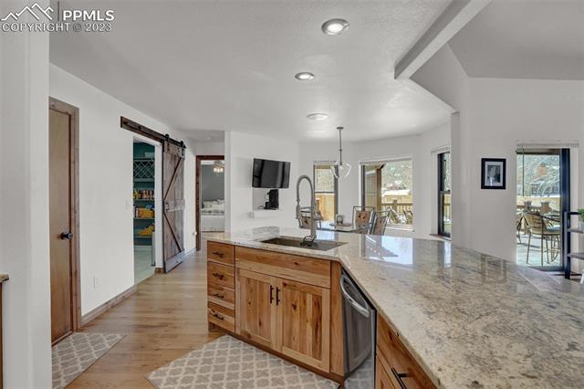 11585 Valle Verde Drive