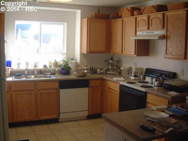 3282 Kestrel Drive