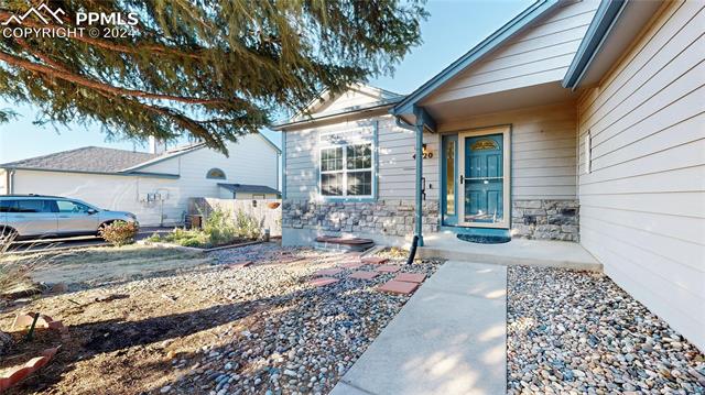 4620 Dapple Grey Lane