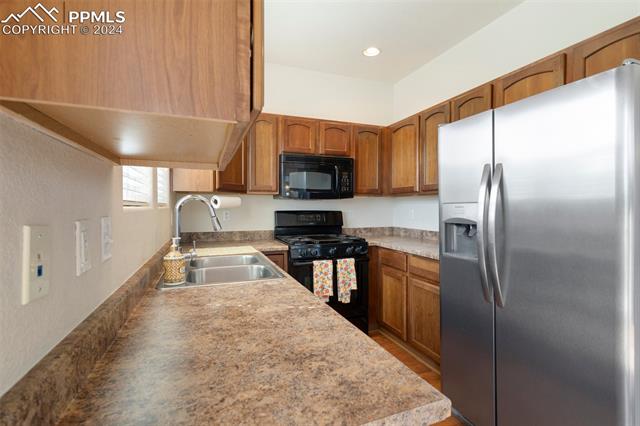 6817 Hidden Hickory Circle