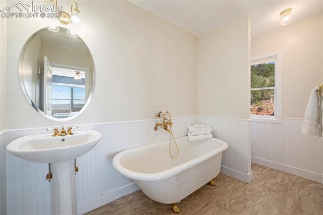 14490 Aiken Ride View