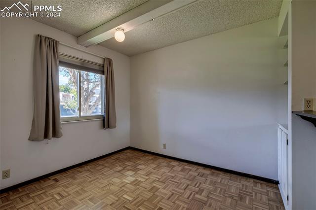 1022 Fontmore Road A