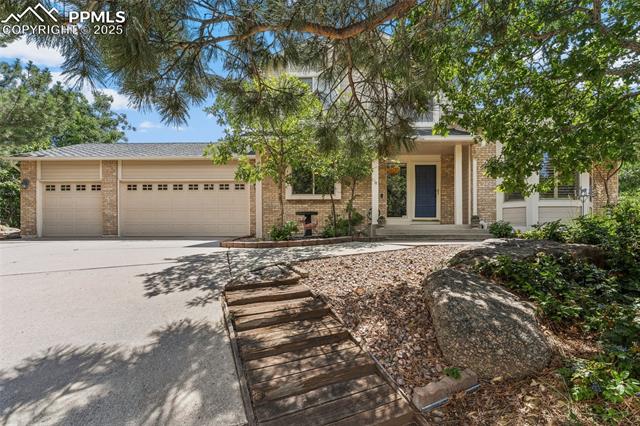 10 Lowick Drive