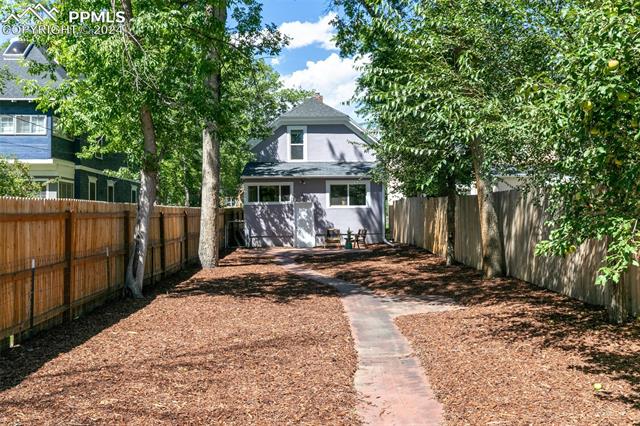 813 E Boulder Street