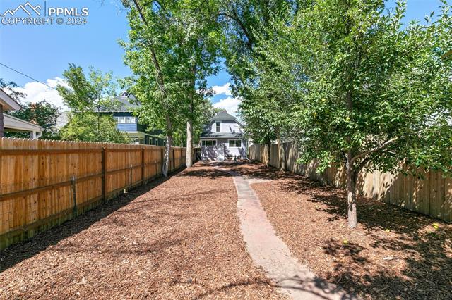 813 E Boulder Street