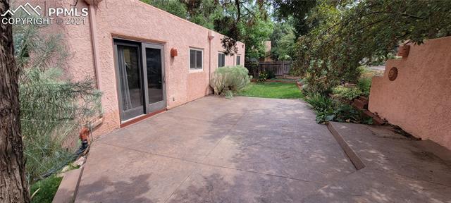 6 Sandra Lane