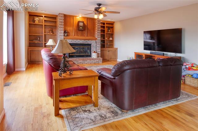 15130 Thornbird Court