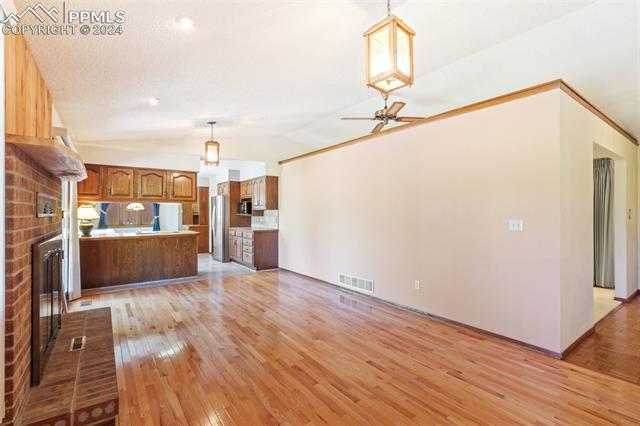 2848 Country Club Circle